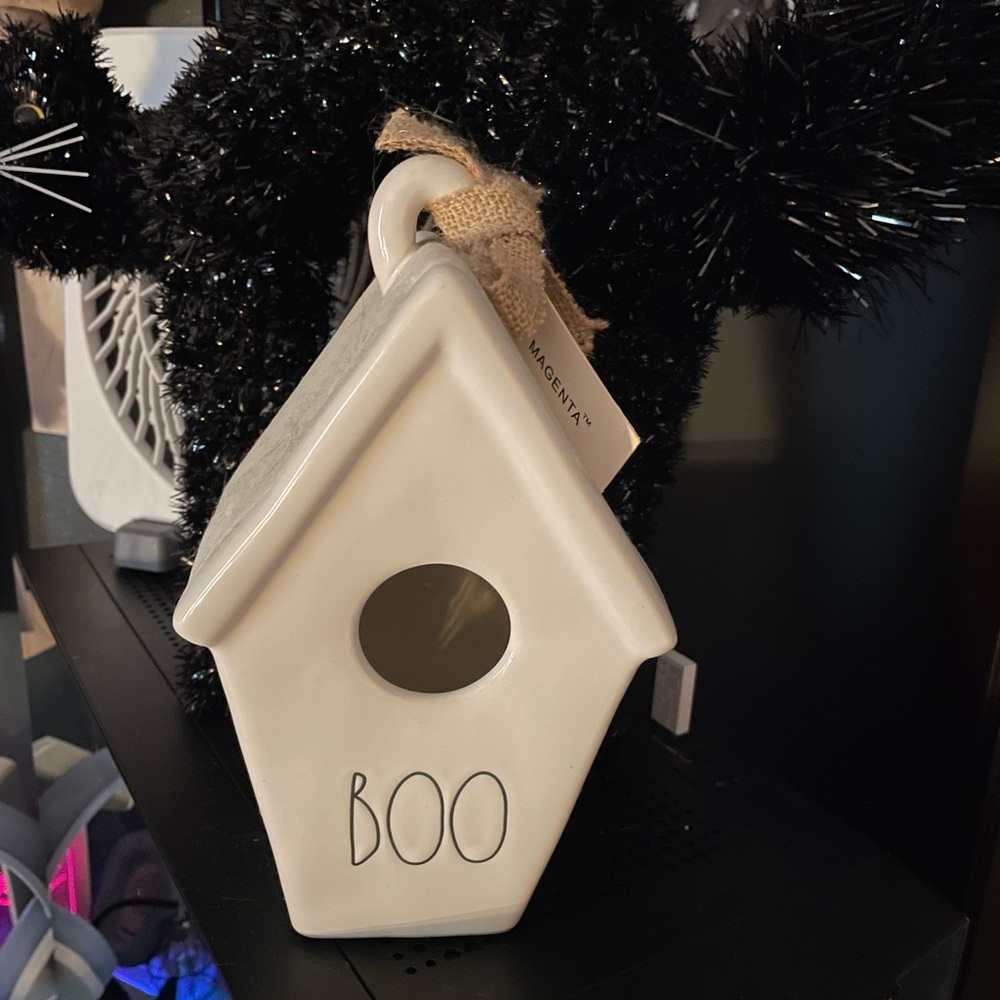 Rae Dunn boo house